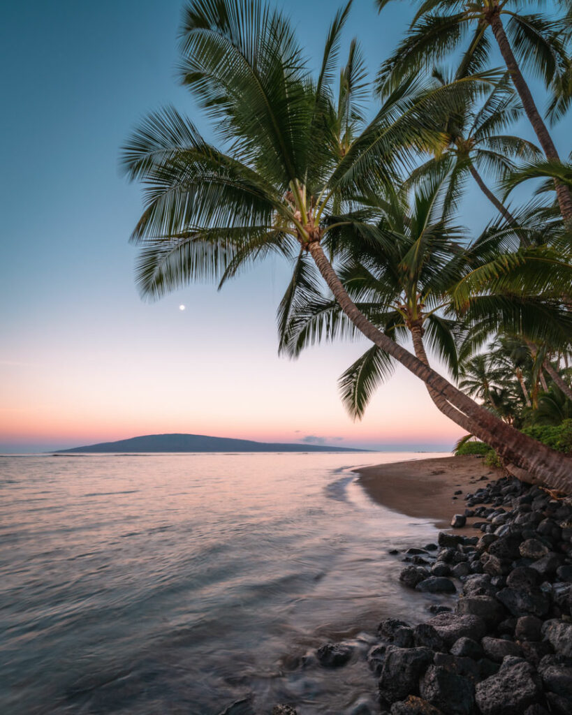 Baby Beach Moonset + Sunrise