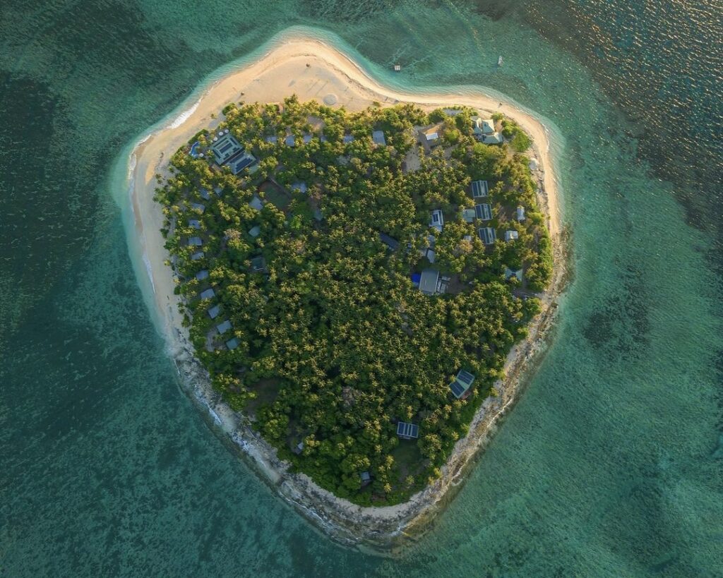 Tavarua Fiji Heart
